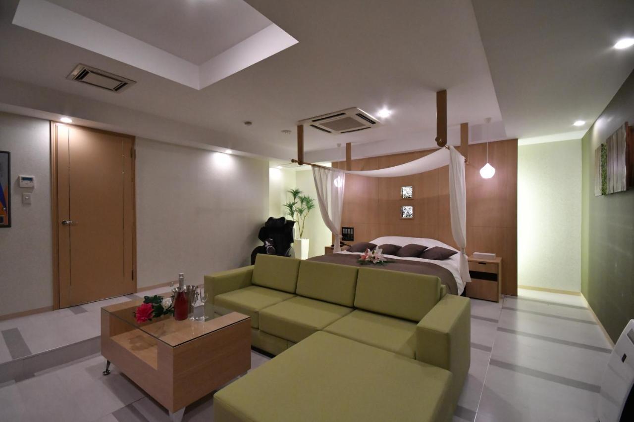 Hotel agehA cinq boutique  Okayama Extérieur photo